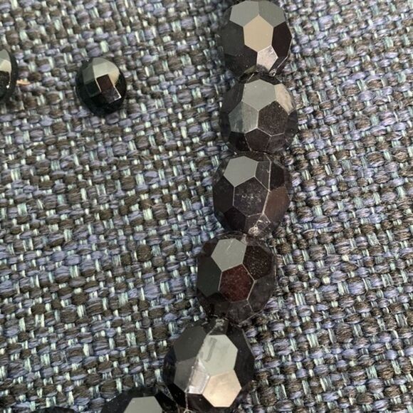 Vintage black faceted bead set - Picture 3 of 8